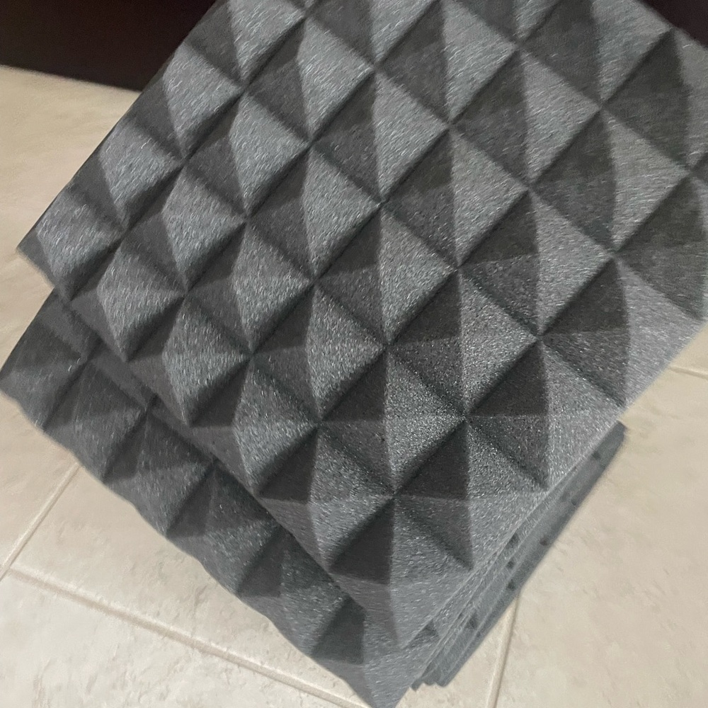 Acoustic Foam Panels 12 Pc Pyramid Shape. New 
1 ft x 1 ft